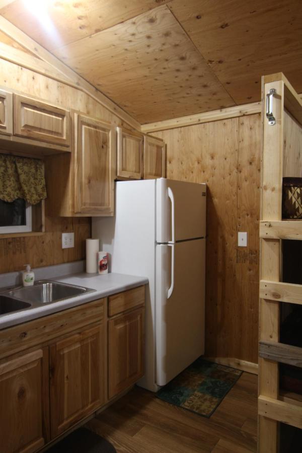 Alaskan Adventure Dry Cabins Pleasant Valley Exterior photo